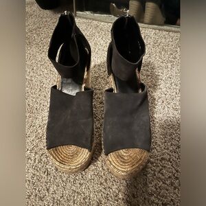 Dolce Vita Platforms